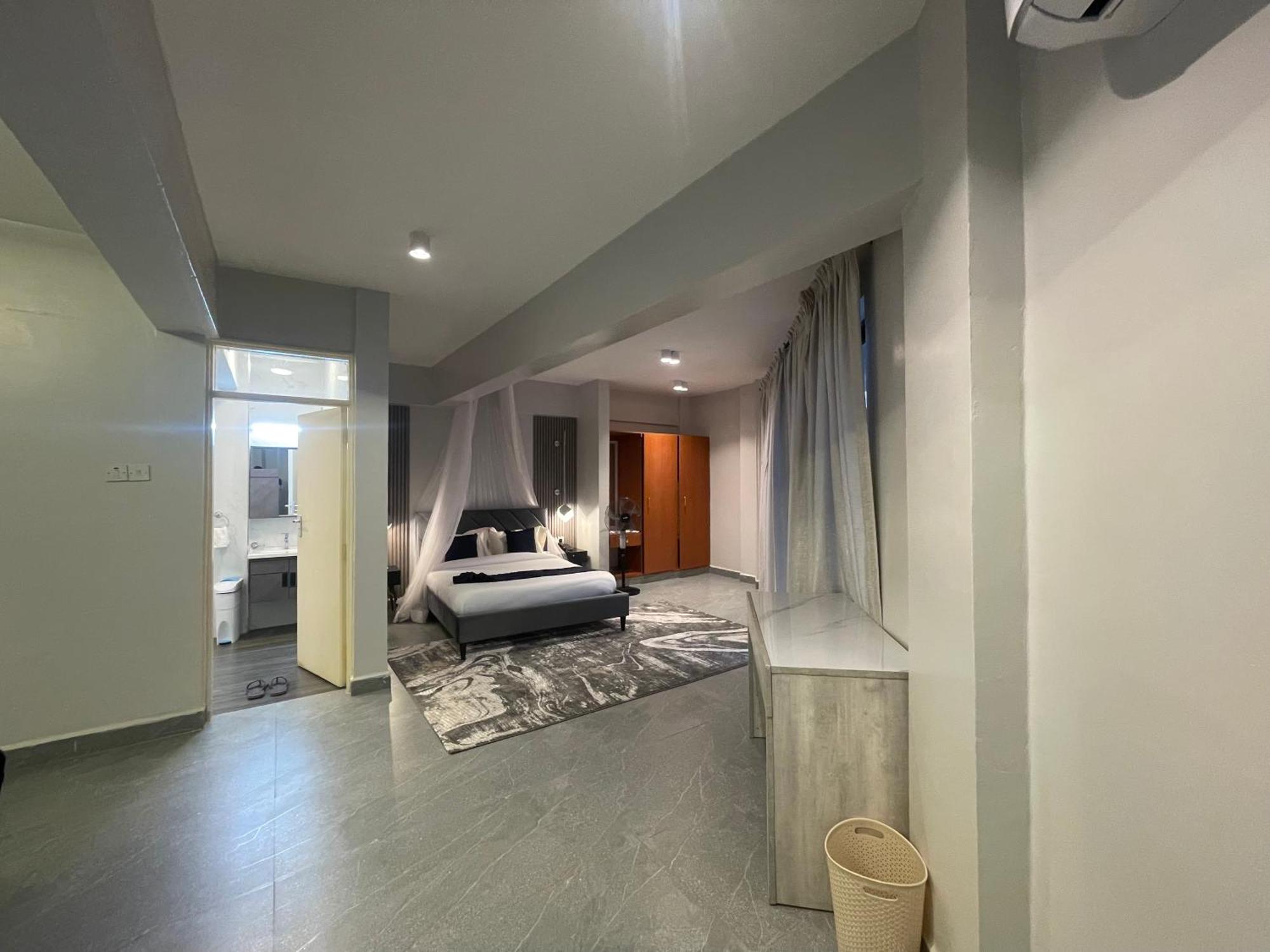 Iman Hotel Isiolo Εξωτερικό φωτογραφία