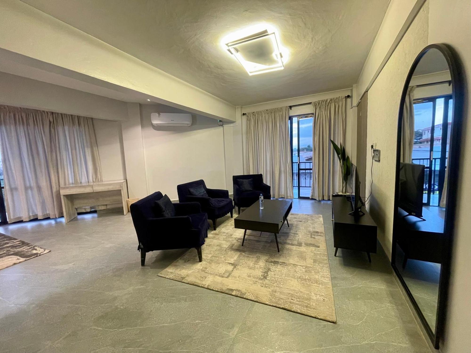 Iman Hotel Isiolo Εξωτερικό φωτογραφία