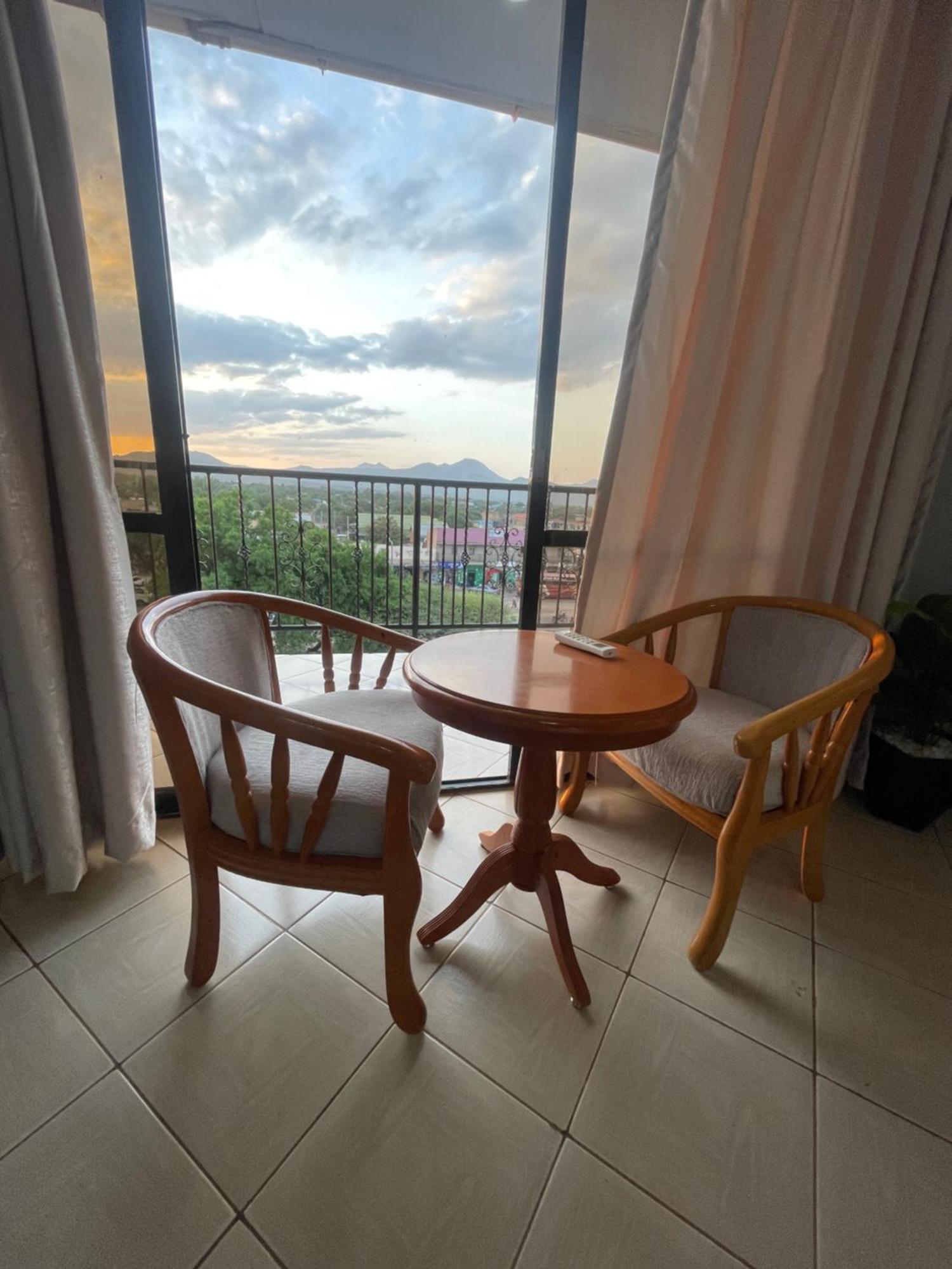 Iman Hotel Isiolo Εξωτερικό φωτογραφία