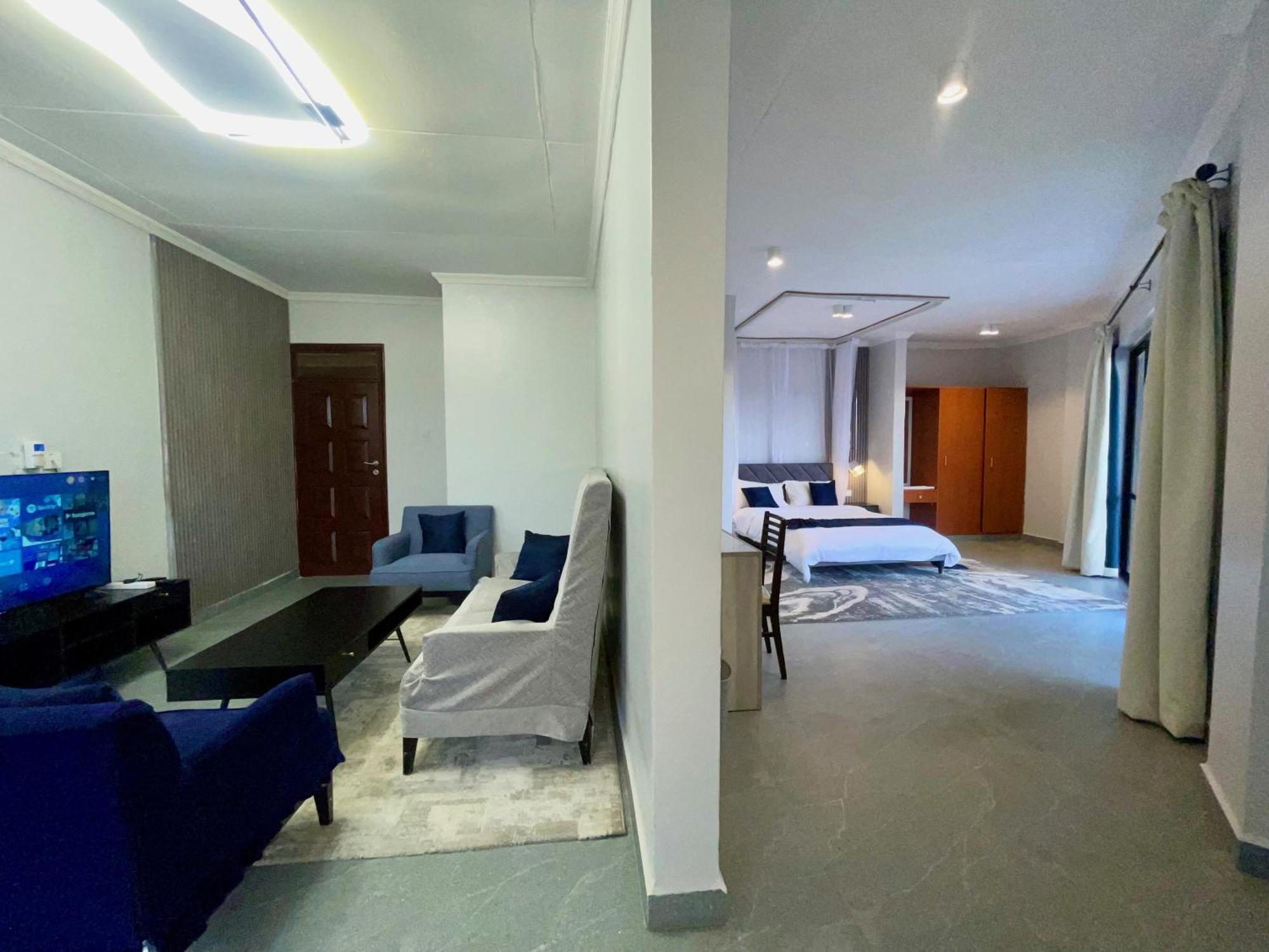 Iman Hotel Isiolo Εξωτερικό φωτογραφία